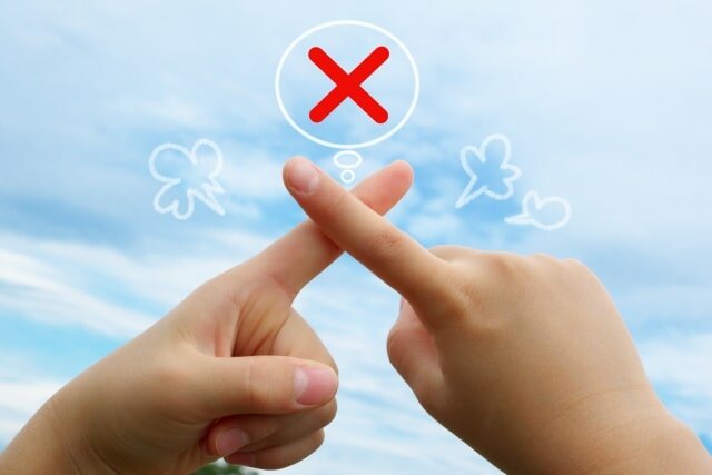 当サイトがこれまでに調査した数々のクロスグループの商材【全ておすすめできない案件】